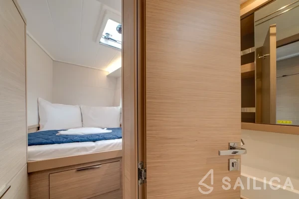Lagoon 40 - Yacht Charter Sailica