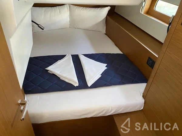 First 44 - Yacht Charter Sailica