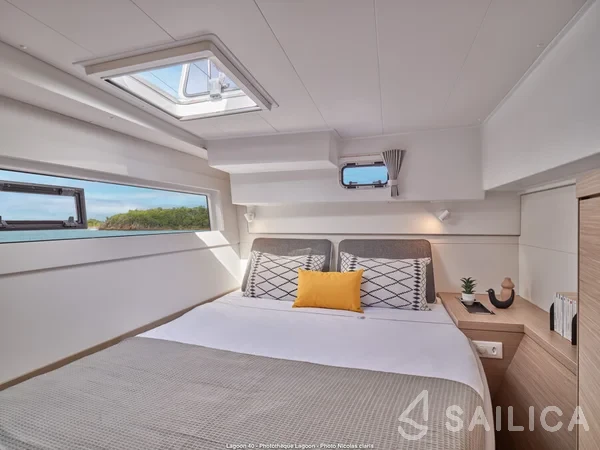 Lagoon 40 - Yacht Charter Sailica