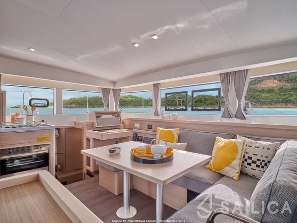 Lagoon 40 - Yacht Charter Sailica