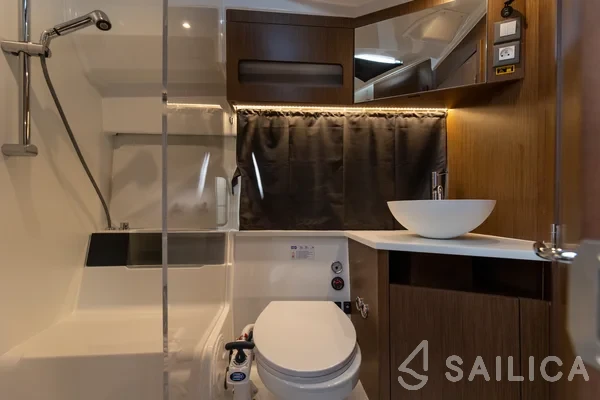 Antares 11 Fly - Yacht Charter Sailica