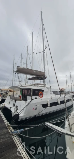 Bali 4.8  - Yacht Charter Sailica