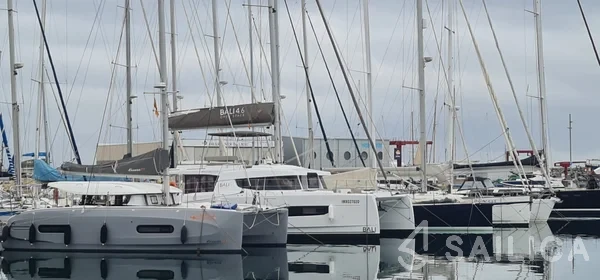 Bali 4.8  - Yacht Charter Sailica