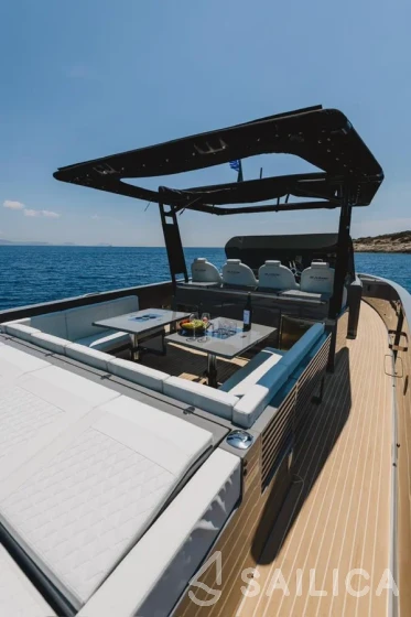 D42 Open - Yacht Charter Sailica