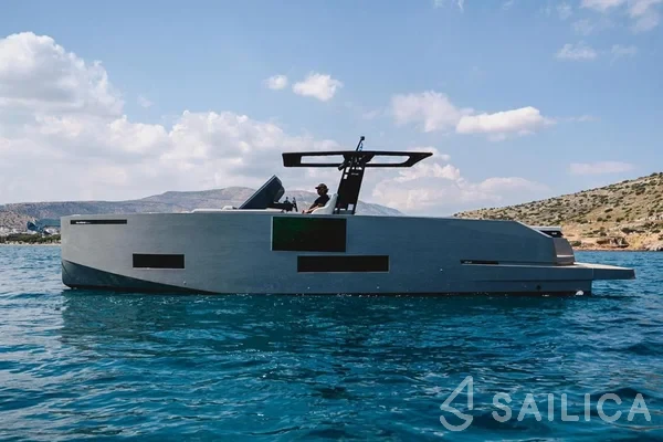 D42 Open - Yacht Charter Sailica