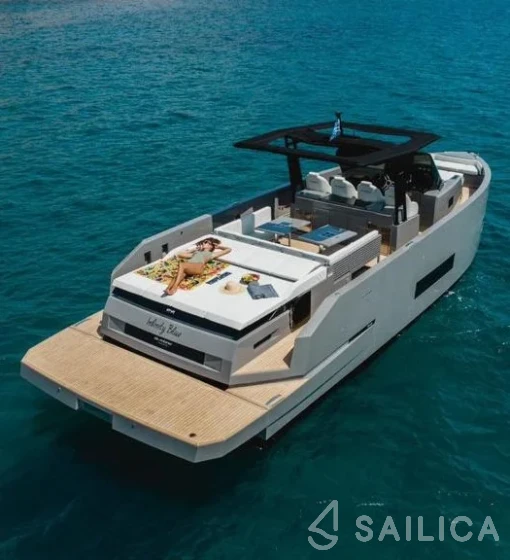 D42 Open - Yacht Charter Sailica