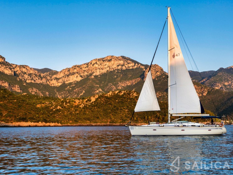 Bavaria 47 Cruiser - Yacht Charter Sailica