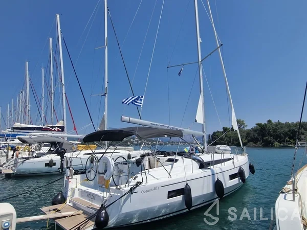 Oceanis 40.1 - Yacht Charter Sailica