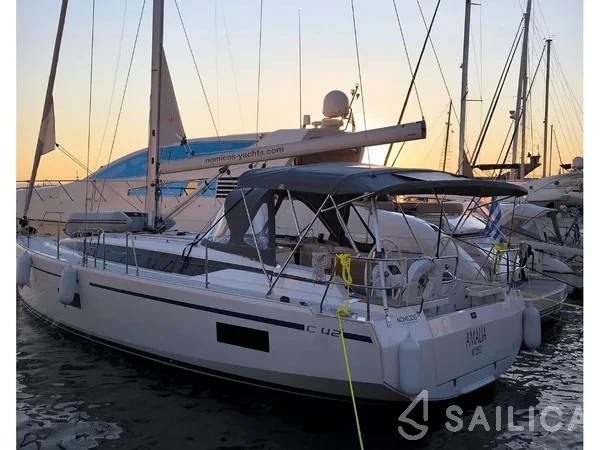 Bavaria C42 - Yacht Charter Sailica