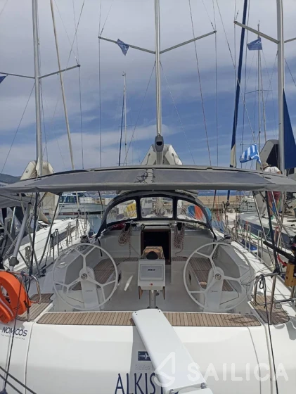 Bavaria 46 Cruiser - Yacht Charter Sailica