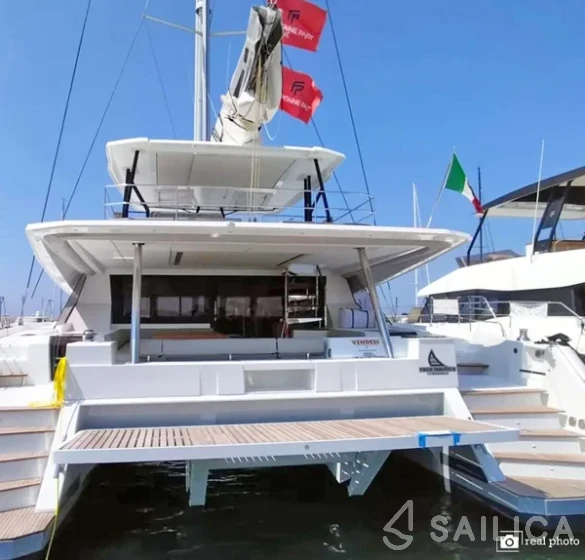 Samana 59 - Yacht Charter Sailica