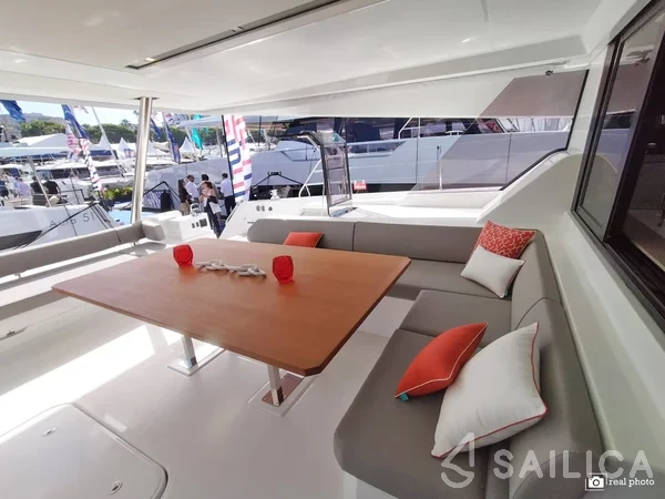 Samana 59 - Yacht Charter Sailica