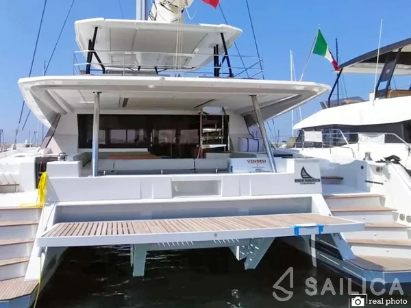 Samana 59 - Yacht Charter Sailica