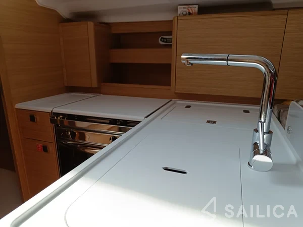 Elan E4 - Yacht Charter Sailica