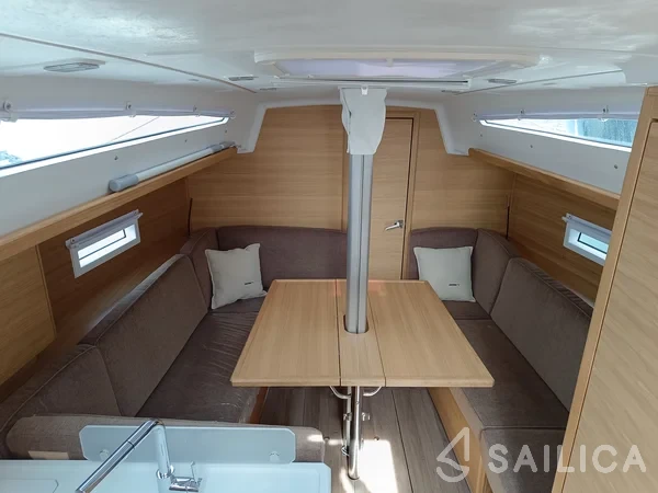 Elan E4 - Yacht Charter Sailica