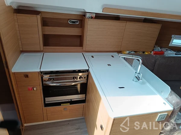 Elan E4 - Yacht Charter Sailica