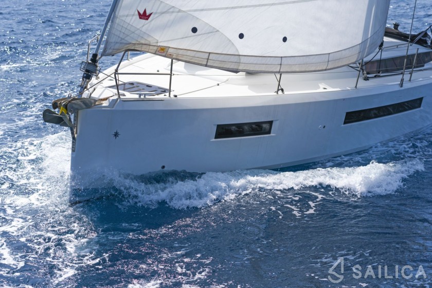 Sun Odyssey 490 - Yacht Charter Sailica