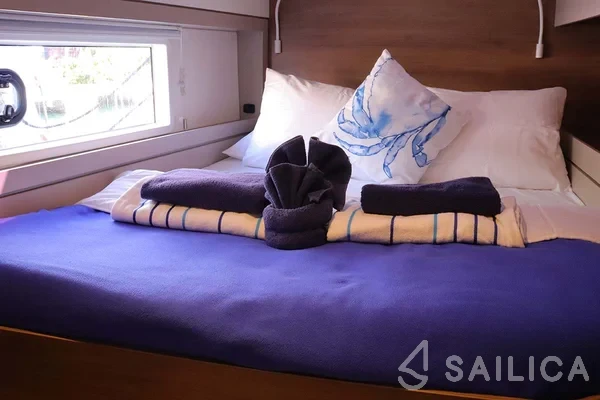 Bali 4.4 - Yacht Charter Sailica