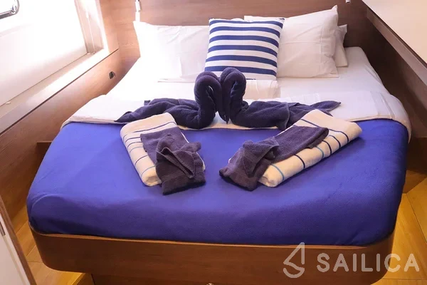 Bali 4.4 - Yacht Charter Sailica