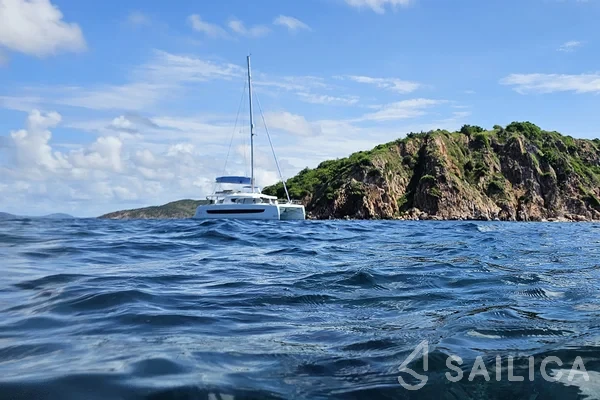 Bali 4.4 - Yacht Charter Sailica