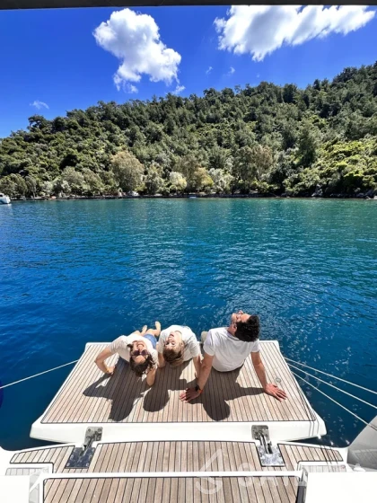 Bavaria C42 - Yacht Charter Sailica