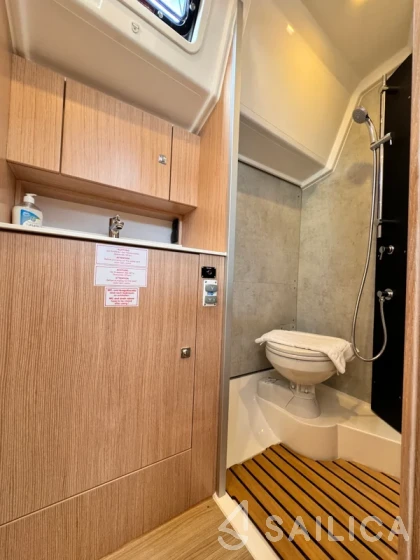 Bavaria C42 - Yacht Charter Sailica