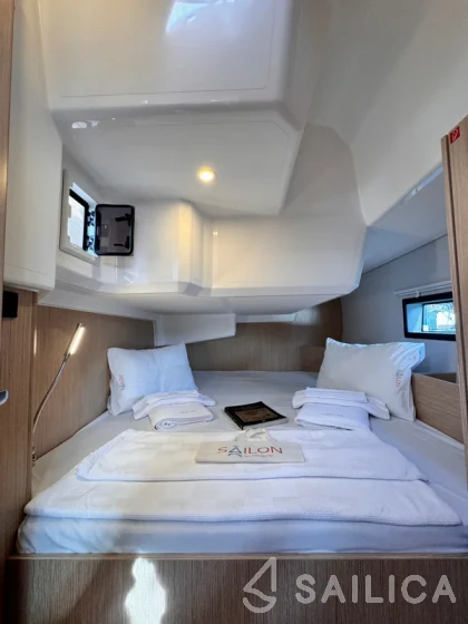 Bavaria C42 - Yacht Charter Sailica
