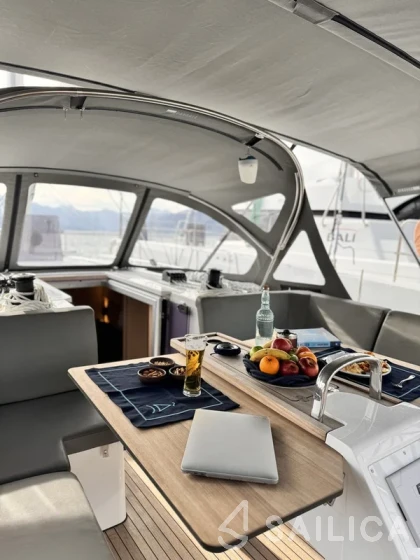 Bavaria C42 - Yacht Charter Sailica