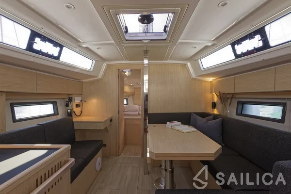 Bavaria C38 - Yacht Charter Sailica