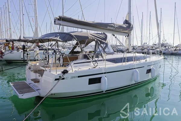 Bavaria C38 - Yacht Charter Sailica