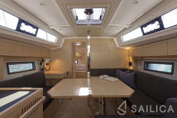 Bavaria C38 - Yacht Charter Sailica