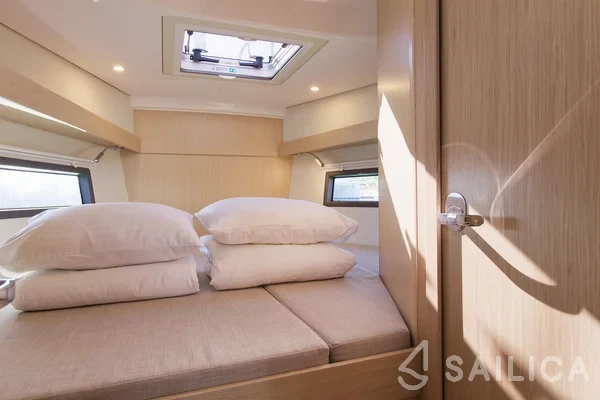 Bavaria C38 - Yacht Charter Sailica