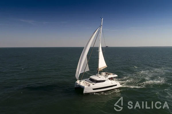 Bali Catspace - Yacht Charter Sailica