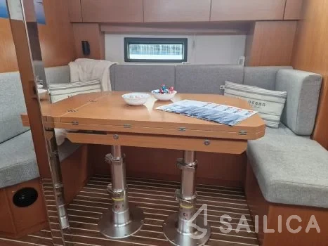 Bavaria C38 - Yacht Charter Sailica