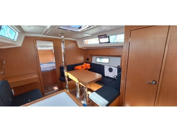 Bavaria C38 - Yacht Charter Sailica