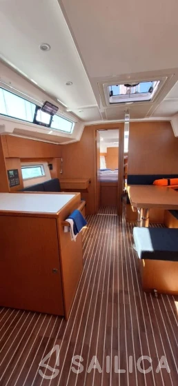 Bavaria C38 - Yacht Charter Sailica