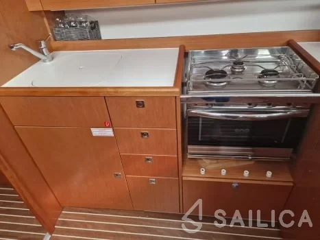 Bavaria C38 - Yacht Charter Sailica