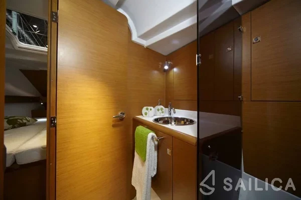 Sun Odyssey 449 - Yacht Charter Sailica