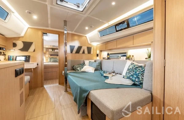 Bavaria C38 - Yacht Charter Sailica
