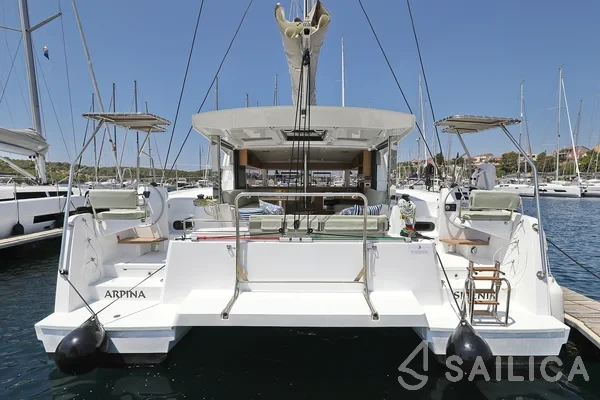 Bali Catsmart - Yacht Charter Sailica