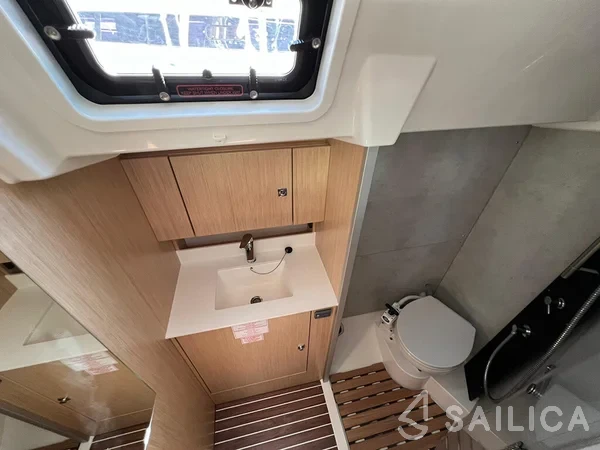 Bavaria C38 - Yacht Charter Sailica