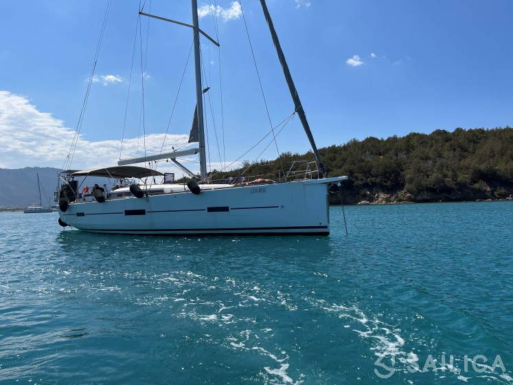Dufour 460 Grand Large - Yacht Charter Sailica