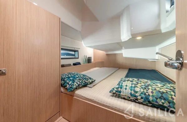 Bavaria C42 - Yacht Charter Sailica