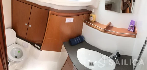 Bavaria 37 Cruiser - Photo #38 Bavaria 37 Cruiser - Yacht Charter Sailica