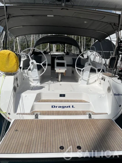 Bavaria 46 Cruiser - Yacht Charter Sailica