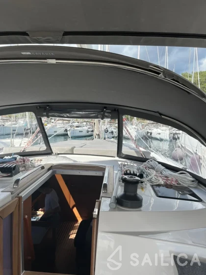 Bavaria 46 Cruiser - Yacht Charter Sailica