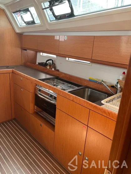 Bavaria 46 Cruiser - Yacht Charter Sailica