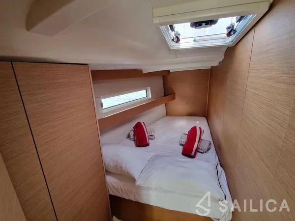 Sun Odyssey 440 - Yacht Charter Sailica