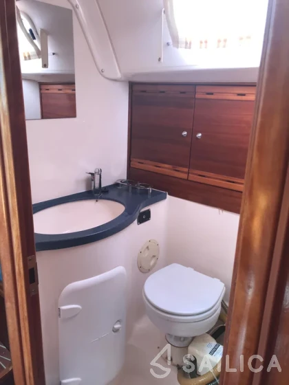 Bavaria 40 Cruiser - Yacht Charter Sailica