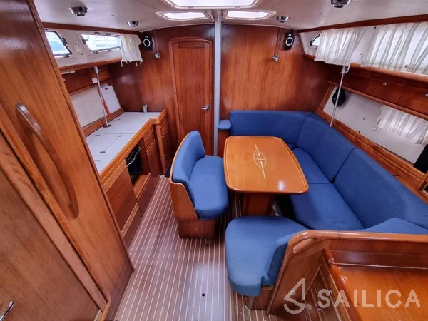 Bavaria 40 Cruiser - Yacht Charter Sailica